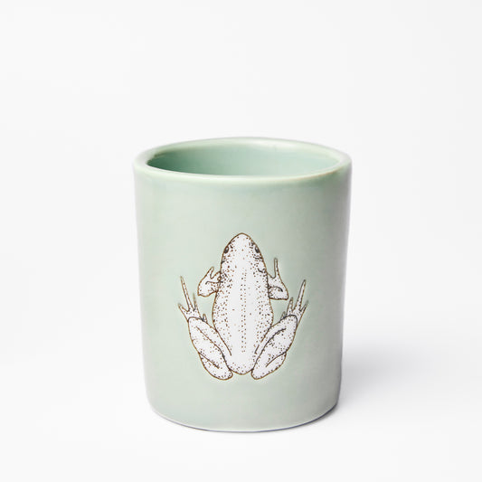 Large Celadon Frog Cup
