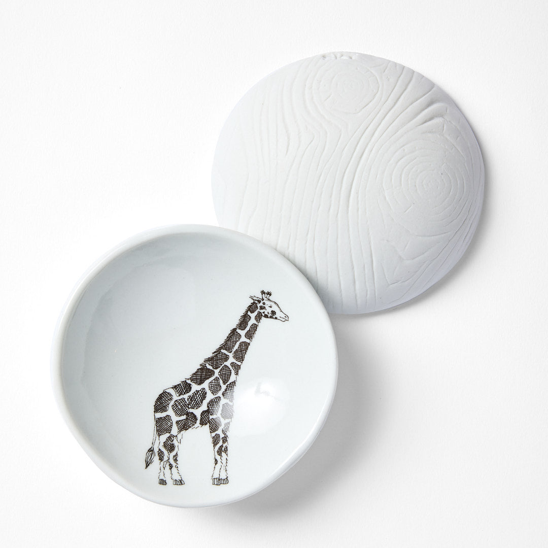 Giraffe Woodgrain Dish
