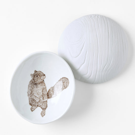 Squirrel Woodgrain Dish